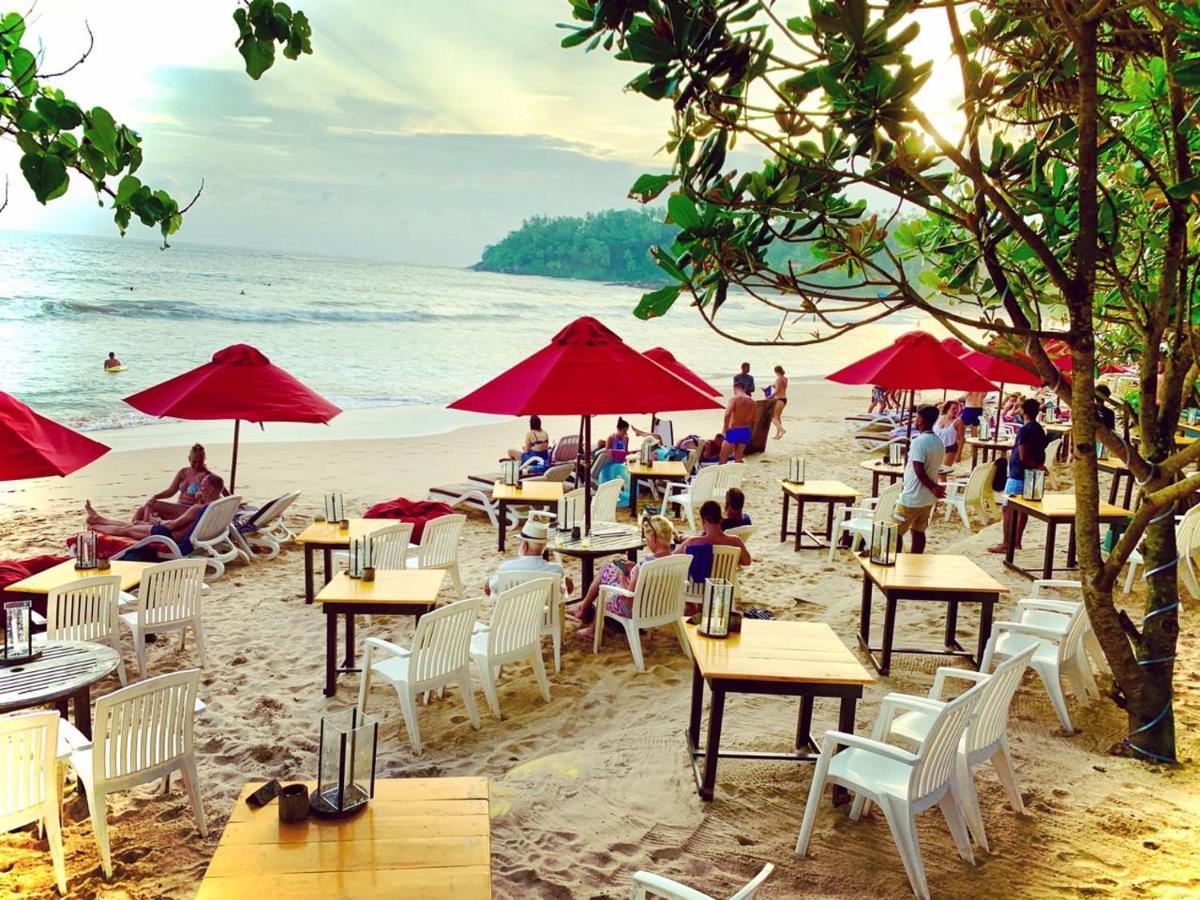 Central Beach Inn Mirissa Bagian luar foto
