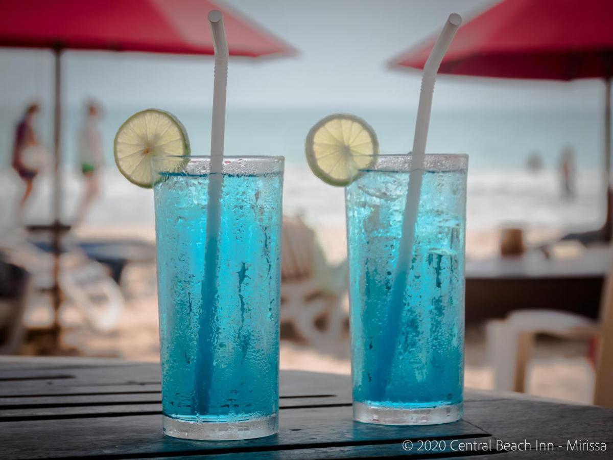 Central Beach Inn Mirissa Bagian luar foto
